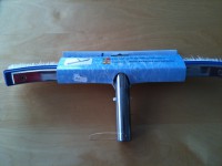 Escova com reforço de aço e inox